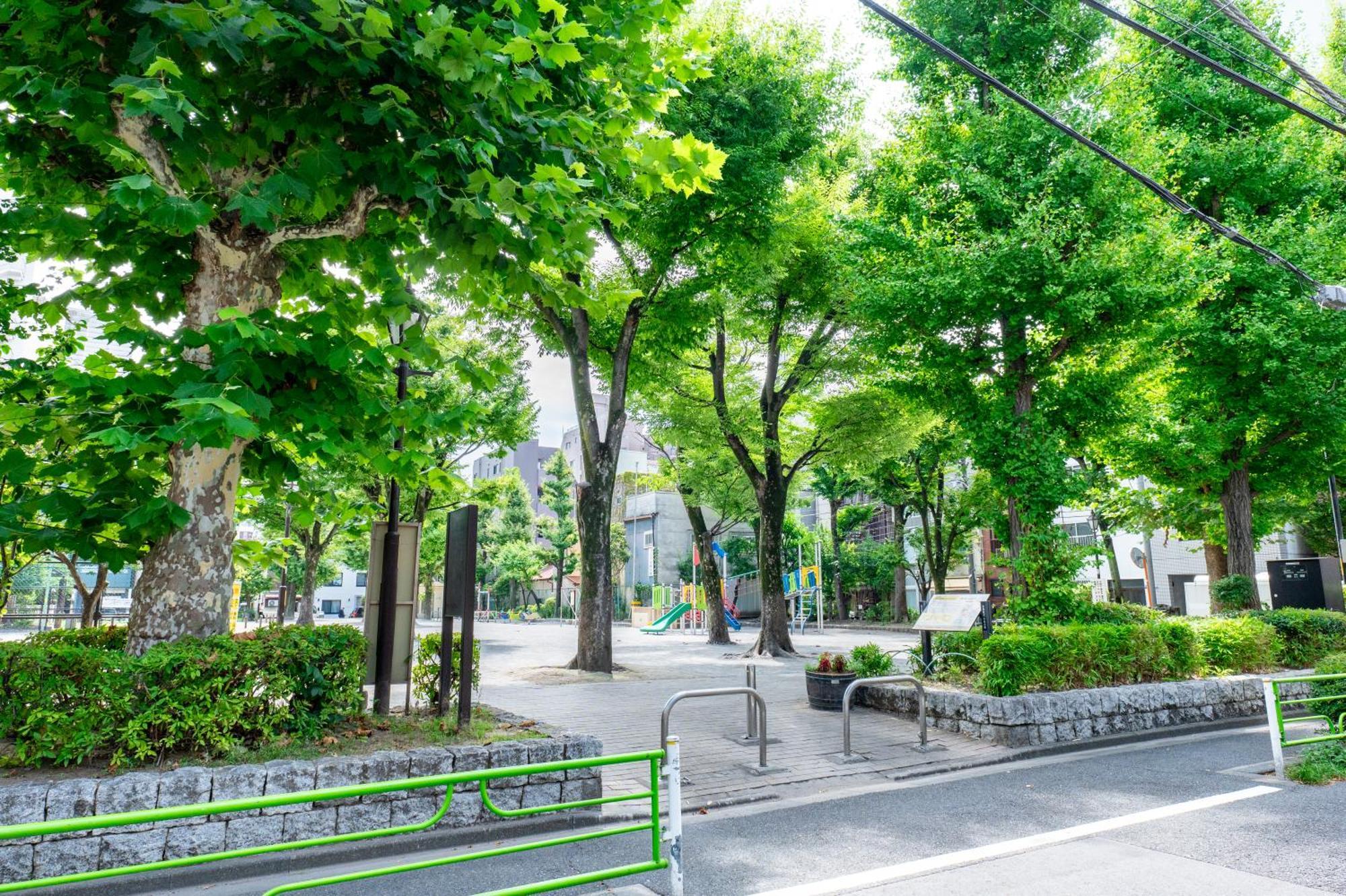 Апартаменти Ueno Garden House - 2 Mins Walk To Subway, 2 Mins Train To Akihabara, 2 Mins Train To Asakusa Токіо Екстер'єр фото